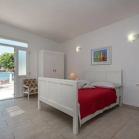 Apartment Coce *
